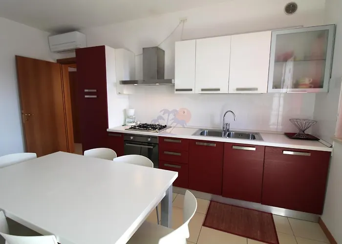 Gli Olmi לאזיסה